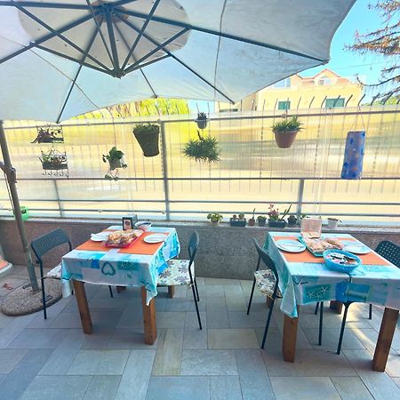 Tra Il Borgo E Il Mare Bed & Breakfast Cervo Exterior photo