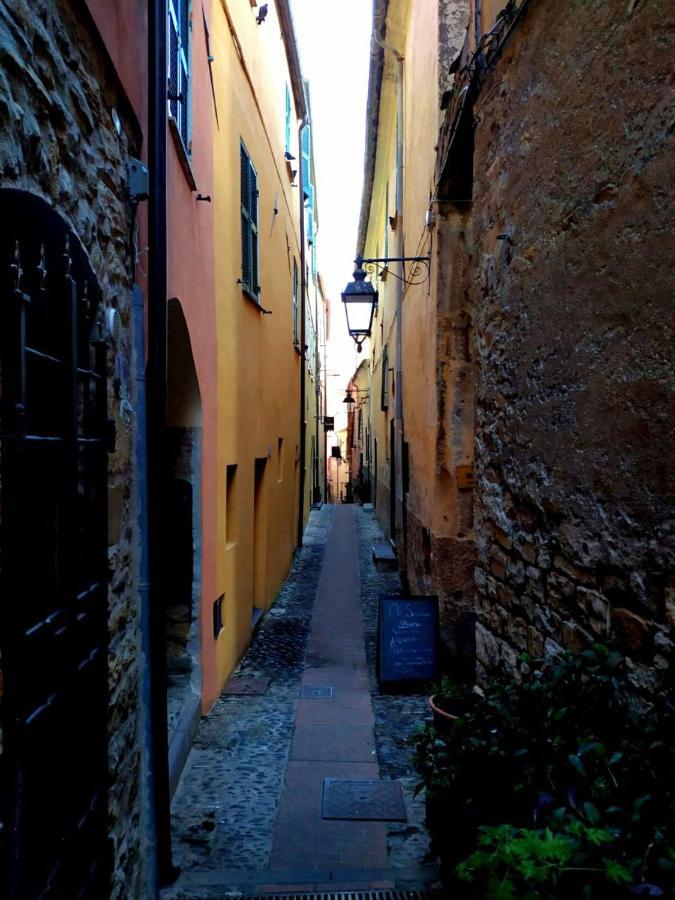 Tra Il Borgo E Il Mare Bed & Breakfast Cervo Exterior photo
